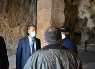 The English Army Moves Toward Poitiers